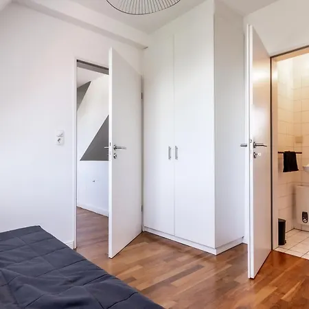 Lägenhet Aussergewoehnliche Wohnung In Historischem Kloster