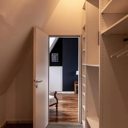 Aussergewoehnliche Wohnung In Historischem Kloster Frechen